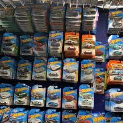 Thousands Of Hotwheels For Sale, Prices Range From $3 and Up