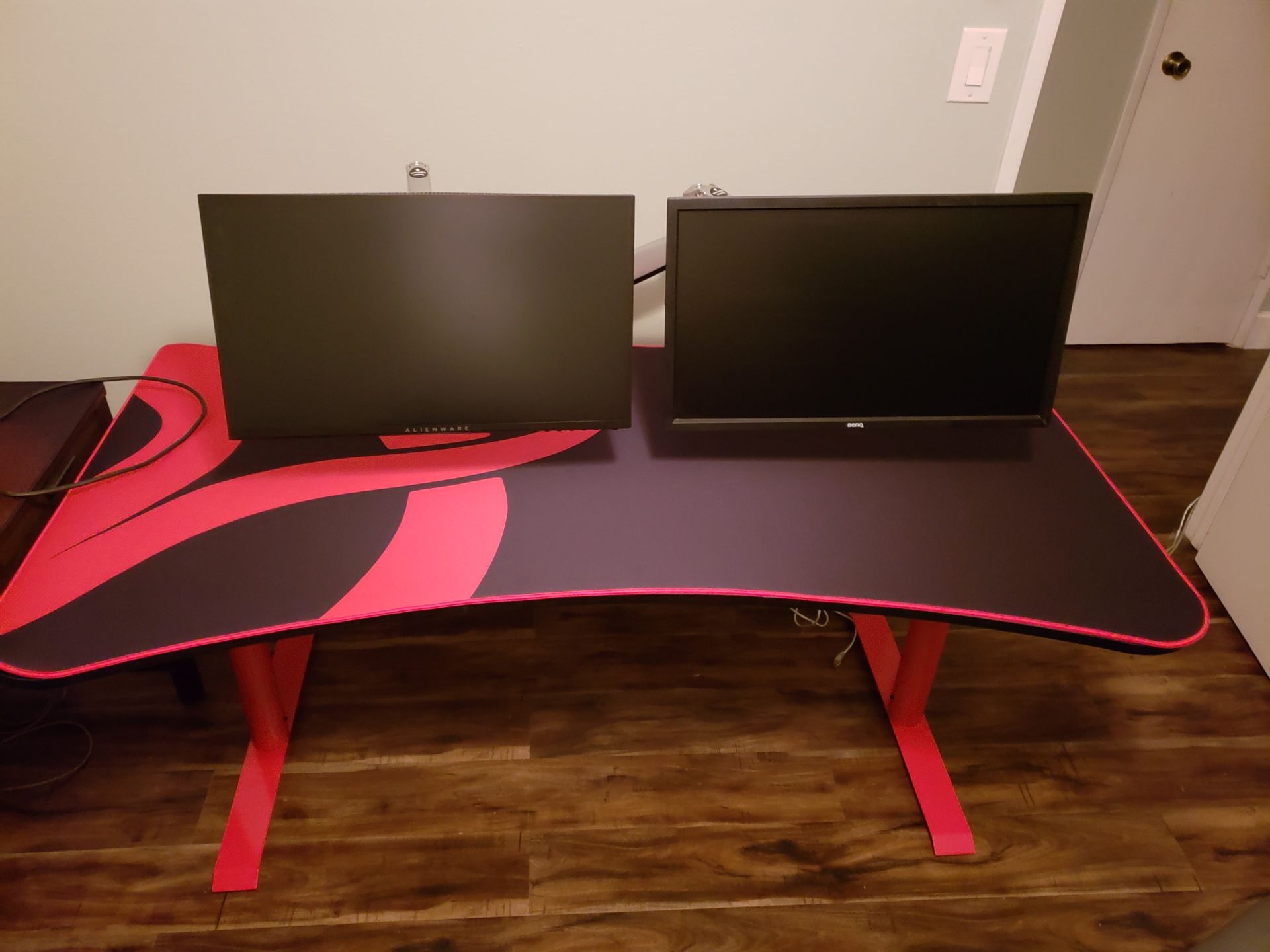 Gaming computer desk
