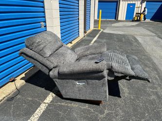 LAZYBOY ROCKER POWER RECLINER.
