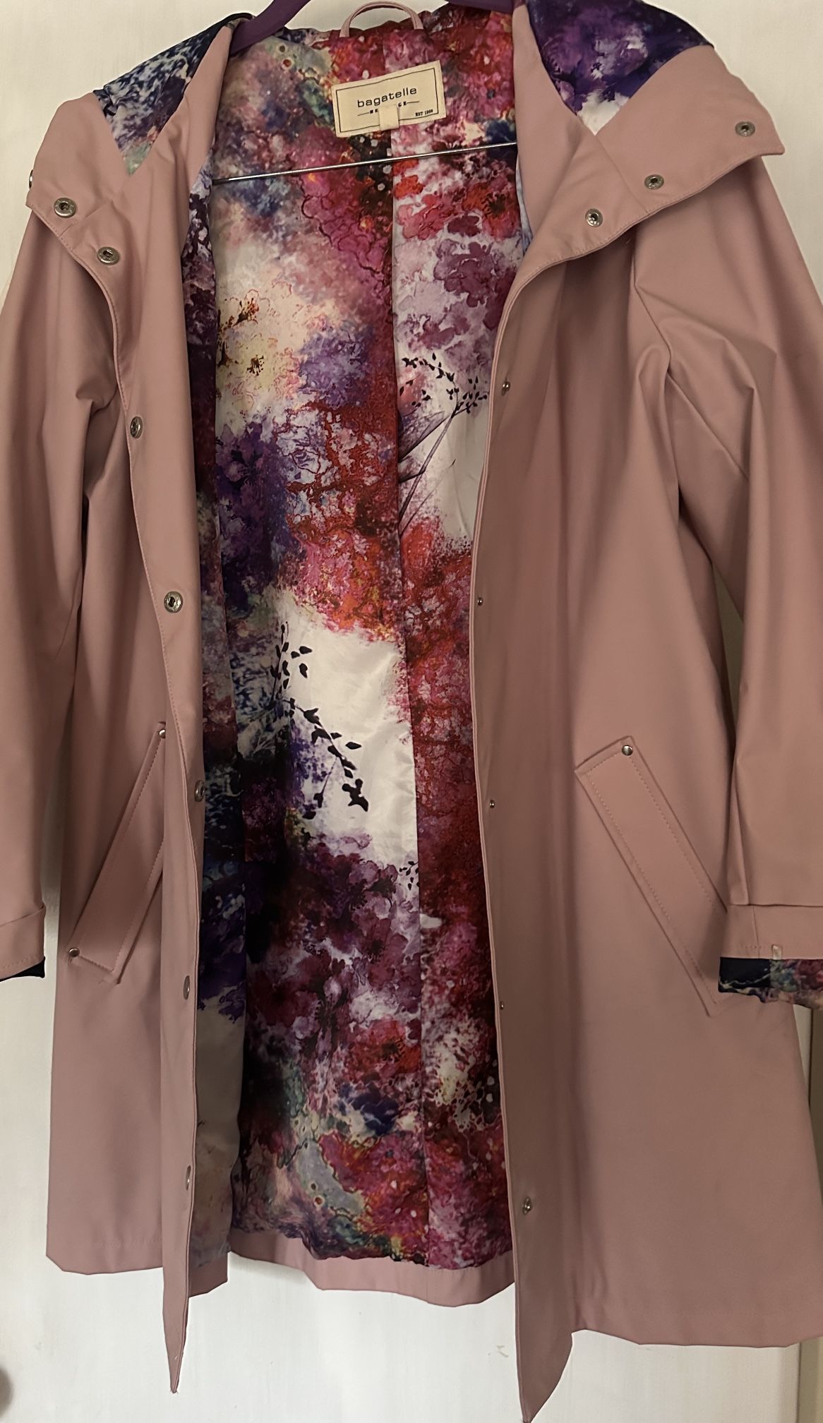 Bagatelle Collection Women's Pink Raincoat with Floral Lining