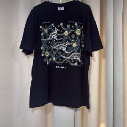 Kangaroo Trail Danny Eastwood Uluru Tshirt