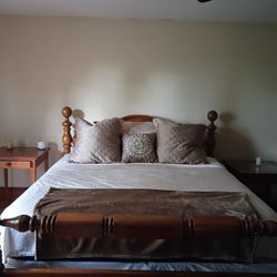 Solid Oak King Size Bed 