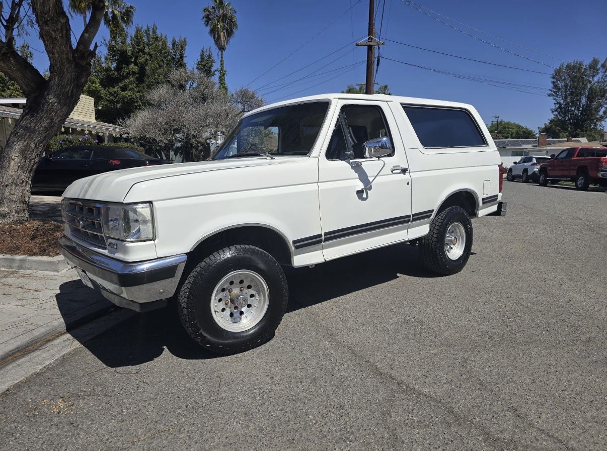 1990 Ford Bronco