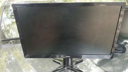 This Acer G226HQLBbd is a 21.5-inch Full HD LED monitor featuring a sleek black design