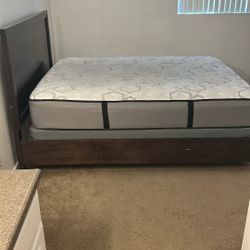 Queen Bed frame (Brown)