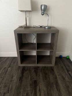 Shelf - 4 cubbie shelf
