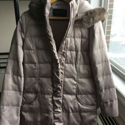 Tahari Parka Jacket (Women Size M)