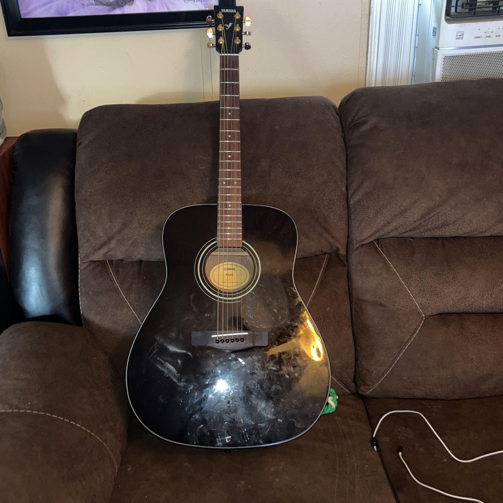 Yamaha Guitar