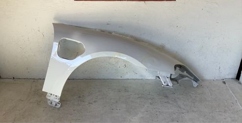 2020-2025 Porsche Taycan right fender (4)