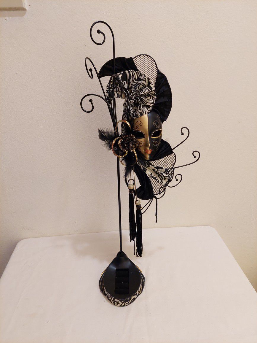 Masquerade Face Metal Jewelry Holder 