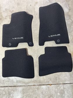 Original Hyundai Venue Floor Mata carpet