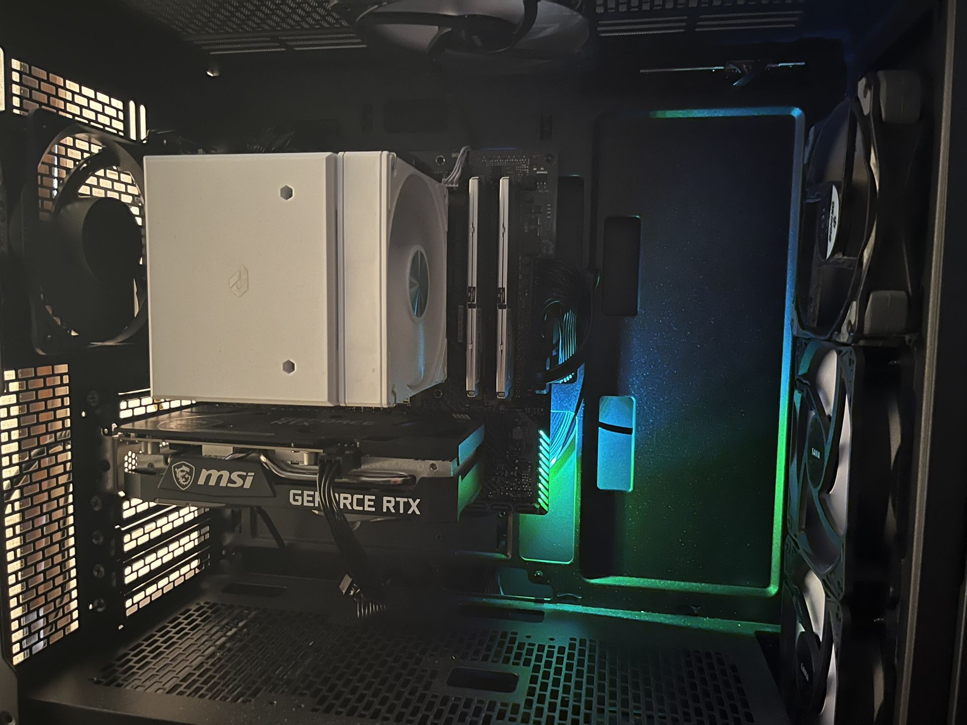 *BRAND NEW* Gaming/work PC