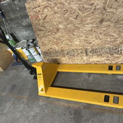 Standard Pallet Jack H-1043