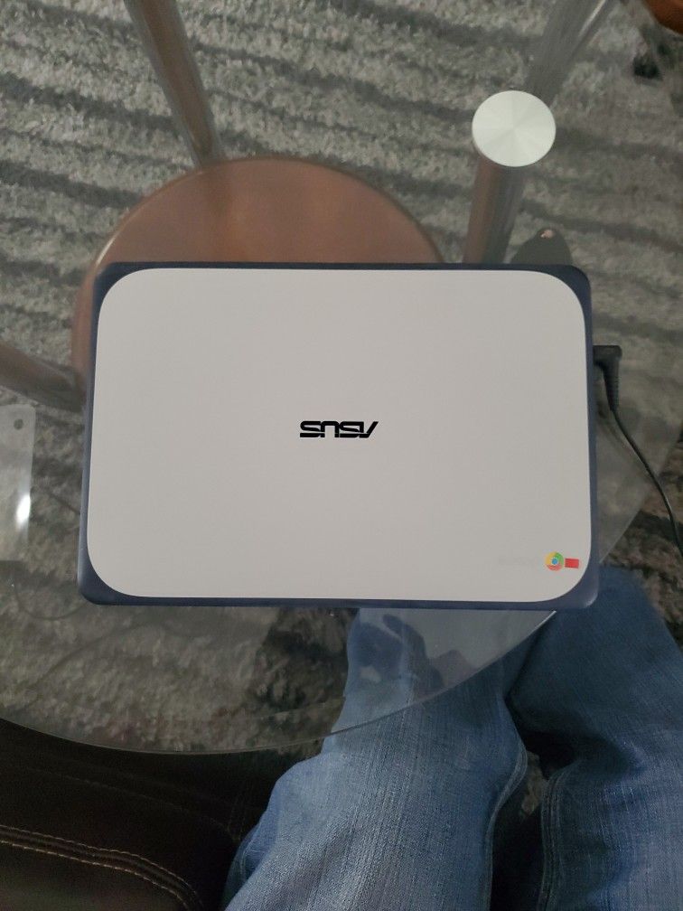 ASUS CHROMEBOOK 