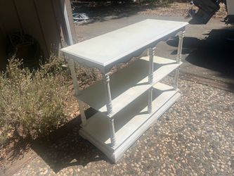 Display table with shelf