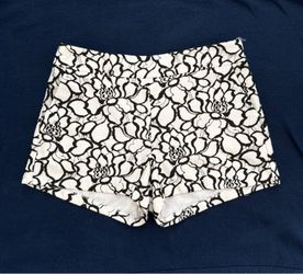 Express Women’s Black/White Floral Embroidered Zip Shorts with Pockets