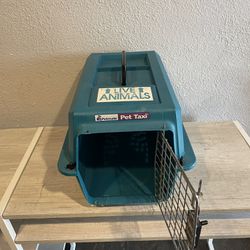 Small Pet Crate 