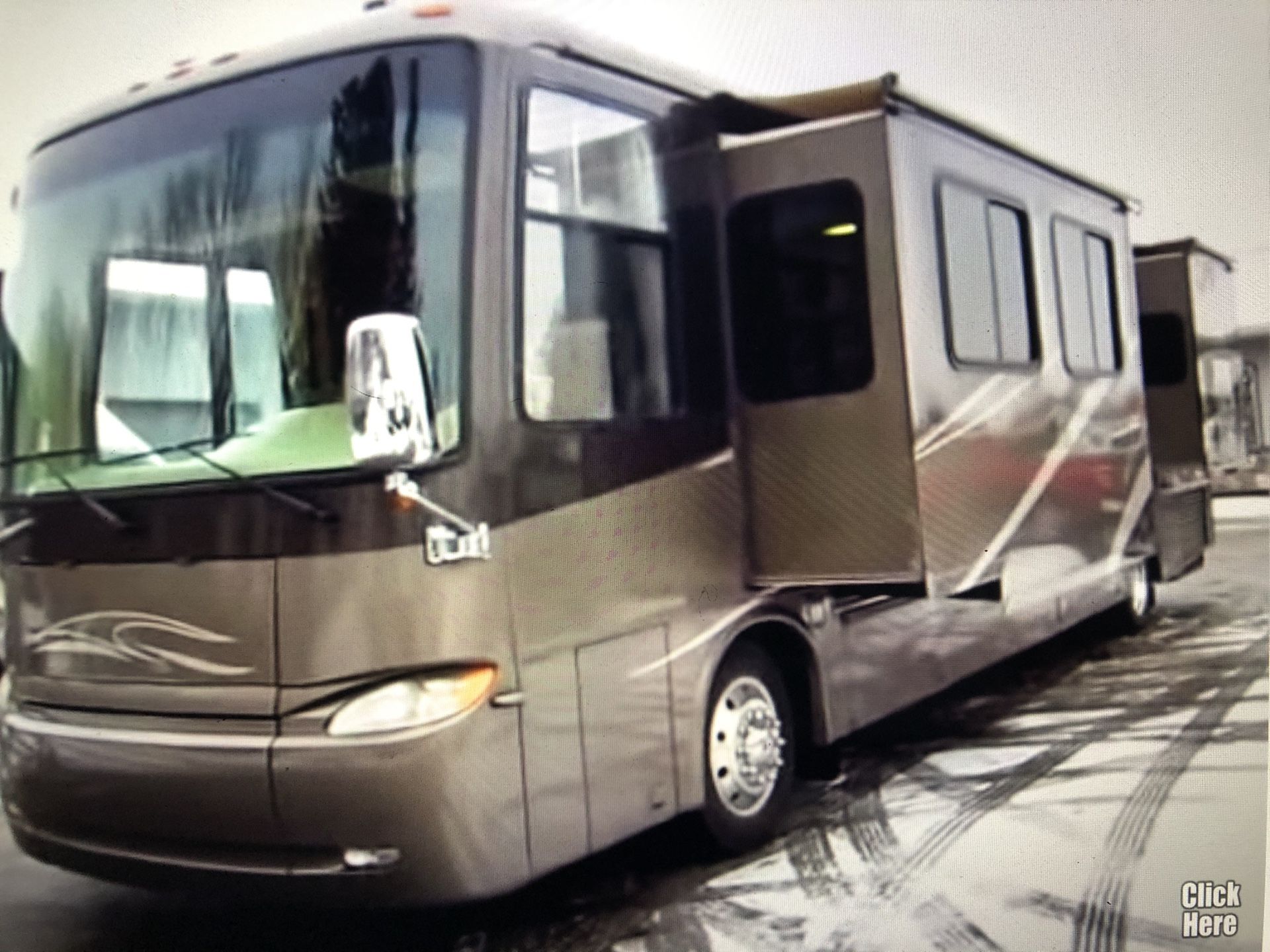 Newmar Kountry Star 40’ RV Coach