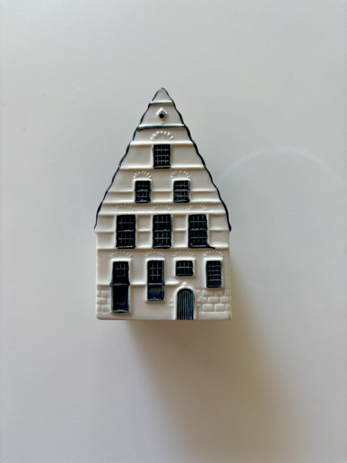 KLM Delft House #35