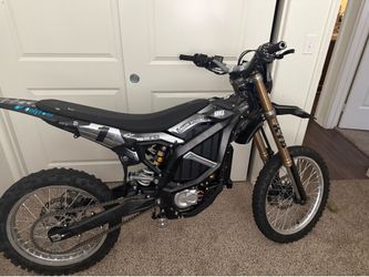 2026 Surron Ultra Bee - Clean Title - 1,706 Miles
