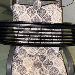 FORD FUSION FRONT GRILL ASSEMBLY