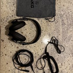 AKG 371 Studio Headphones 