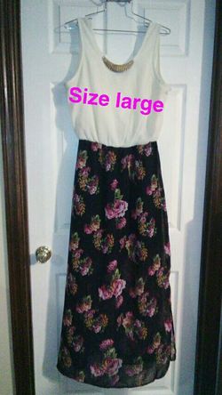 Beautiful dress size large