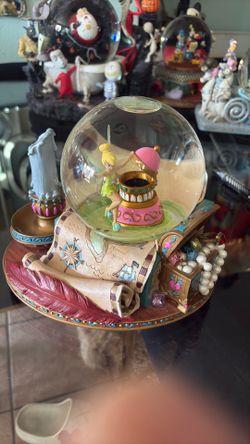 Disney treasure chest & map thinker bell snow ball