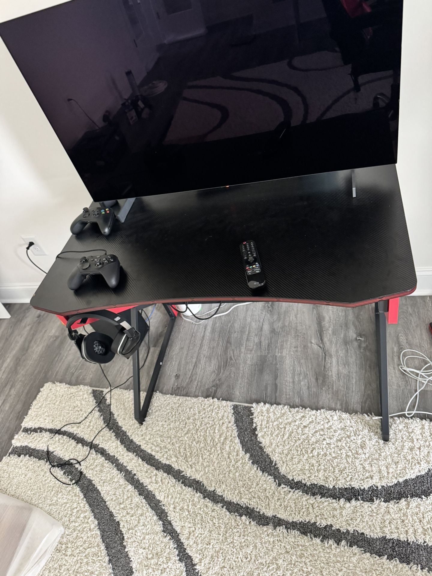 Gaming desk & Gaming Chair