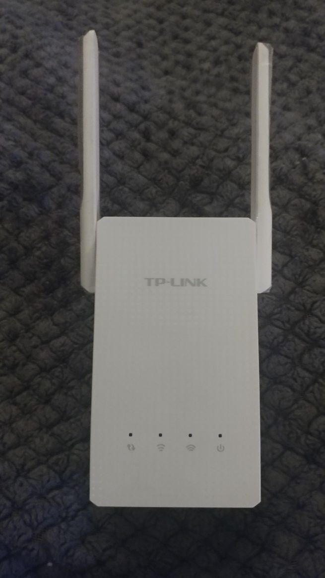 TP-Link Wifi Range Extender (RE210 - AC750, Dual Band)