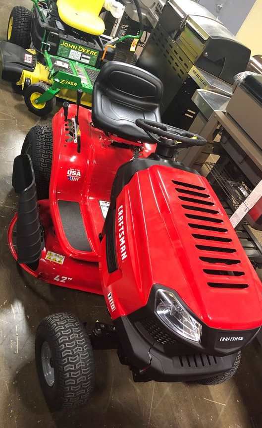 Brand New CRAFTSMAN T110 17.5-HP Manual/Gear 42-in Riding Lawn Mower with Mulching Capability 5SP