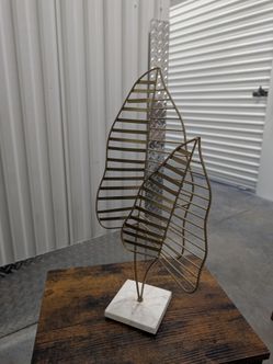 Gold Metallic Fern Leaf Table Decor Sculpture