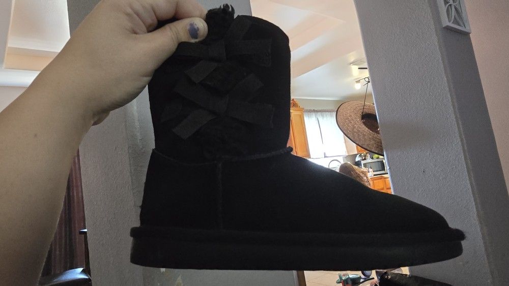 Ugg