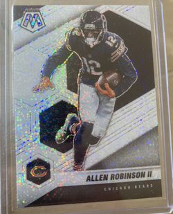 2021 Panini Mosaic White Sparkle Prizm Allen Robinson II #40 SSP Bears Card . Ready to grade , PSA 9 or 10 ?