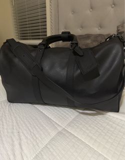 Louis Vuitton Keepall Bandoulière 45 – Black Monogram Shadow – Excellent Condition