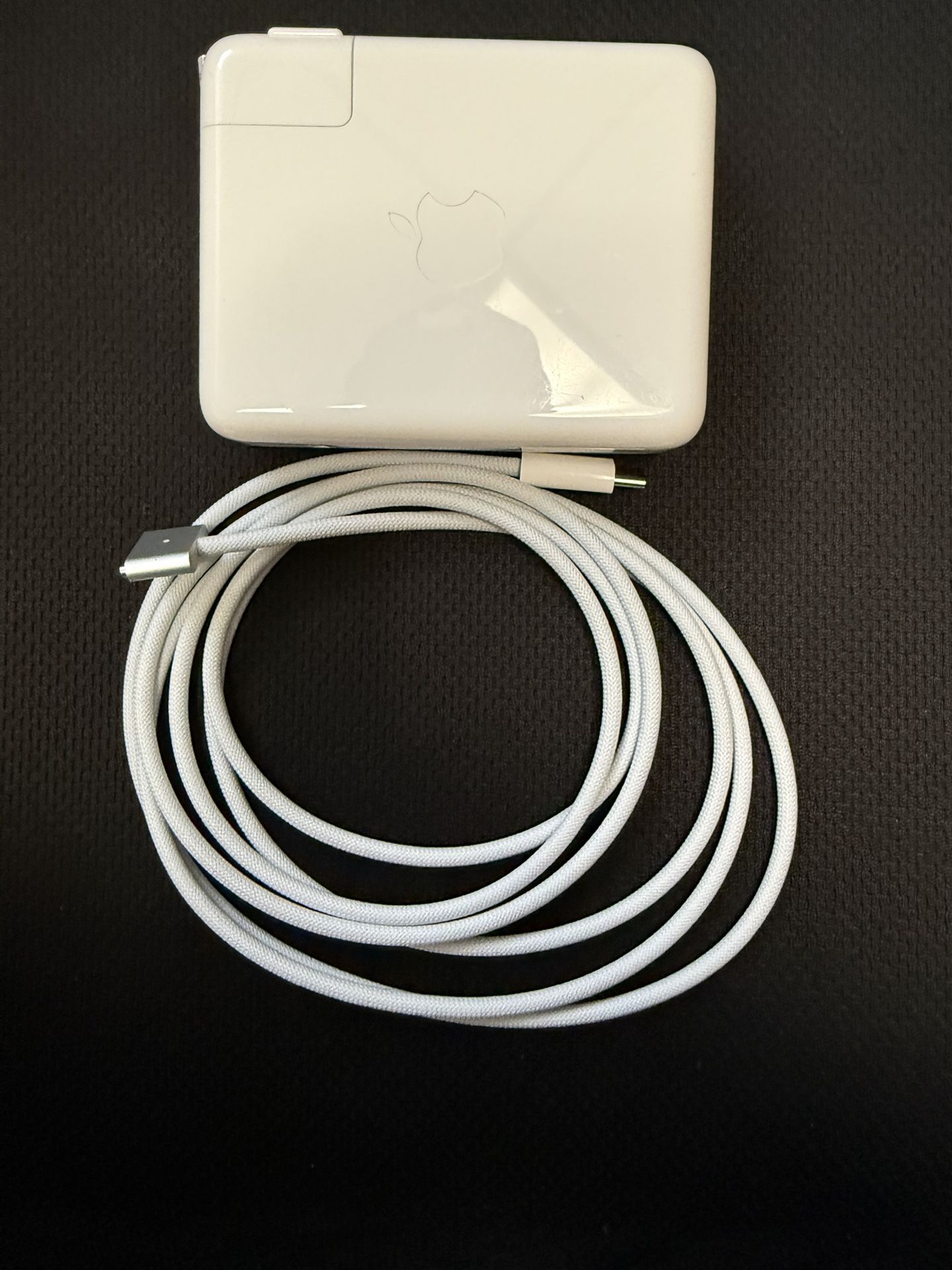 Apple MacBook Pro MagSafe 3 Cable 140w  Charger Brick 