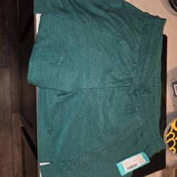 Women’s Activewear – New w/ Tags (Size Large)