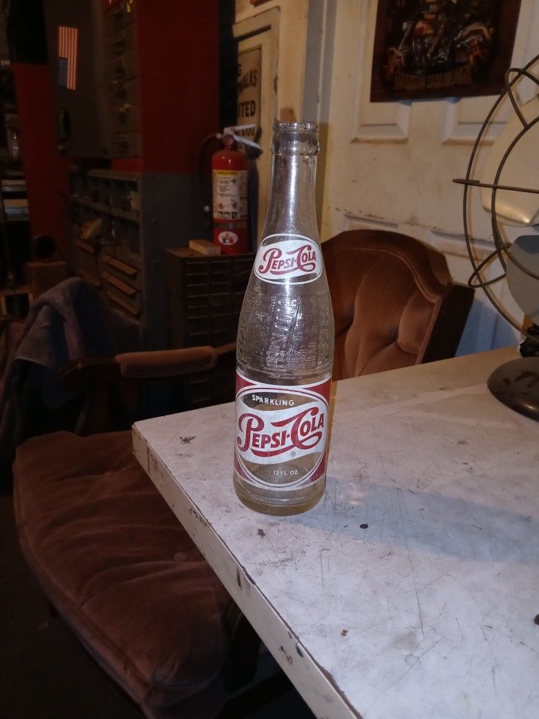 Vintage Pepsi Cola Bottle No Chips