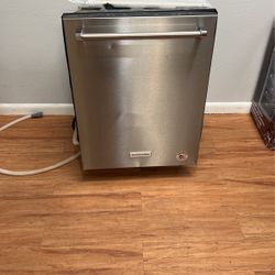 Kitchenaid Dishwasher 