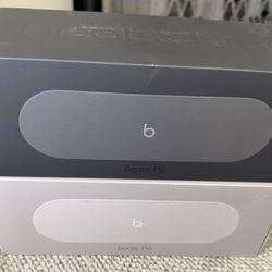 Beats Pill X Kim Kardashian 