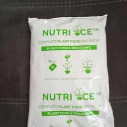 2 New Nutri Ice Plant Food Gel/Coolers Pack