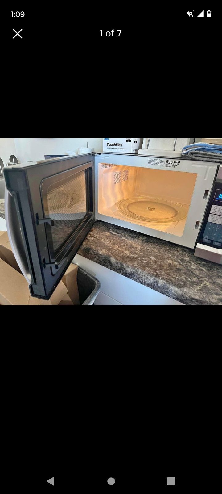 Oster 1100 Watt Microwave Works Great for Sale in Anaheim, CA OfferUp