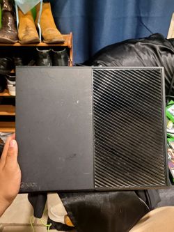 Xbox 1 with games