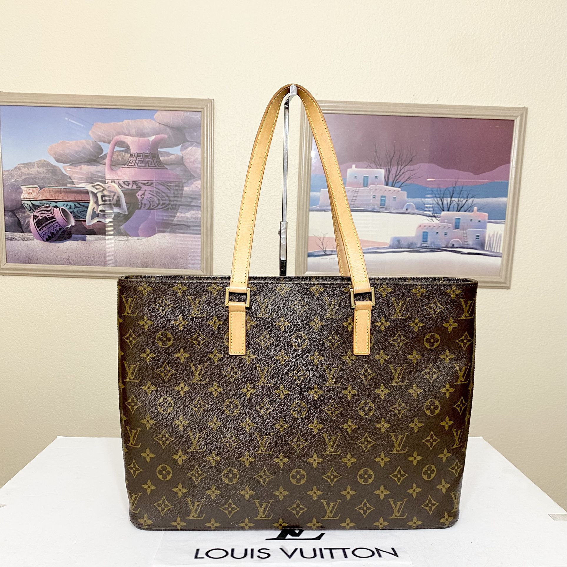 Louis Vuitton Monogram Luco Shoulder Bag SR0979 for Sale in