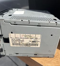 2004–2012 Chevy/GMC OEM Factory Radio – Delphi