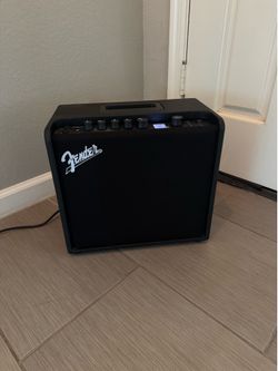 Fender Mustang LT25 Guitar Amp