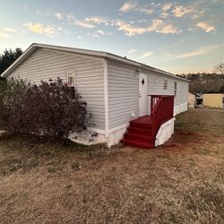 3 Bed 2 Bath Mobile Home