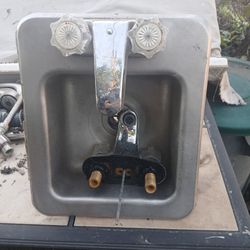 Bar Sink With Extra Faucet 