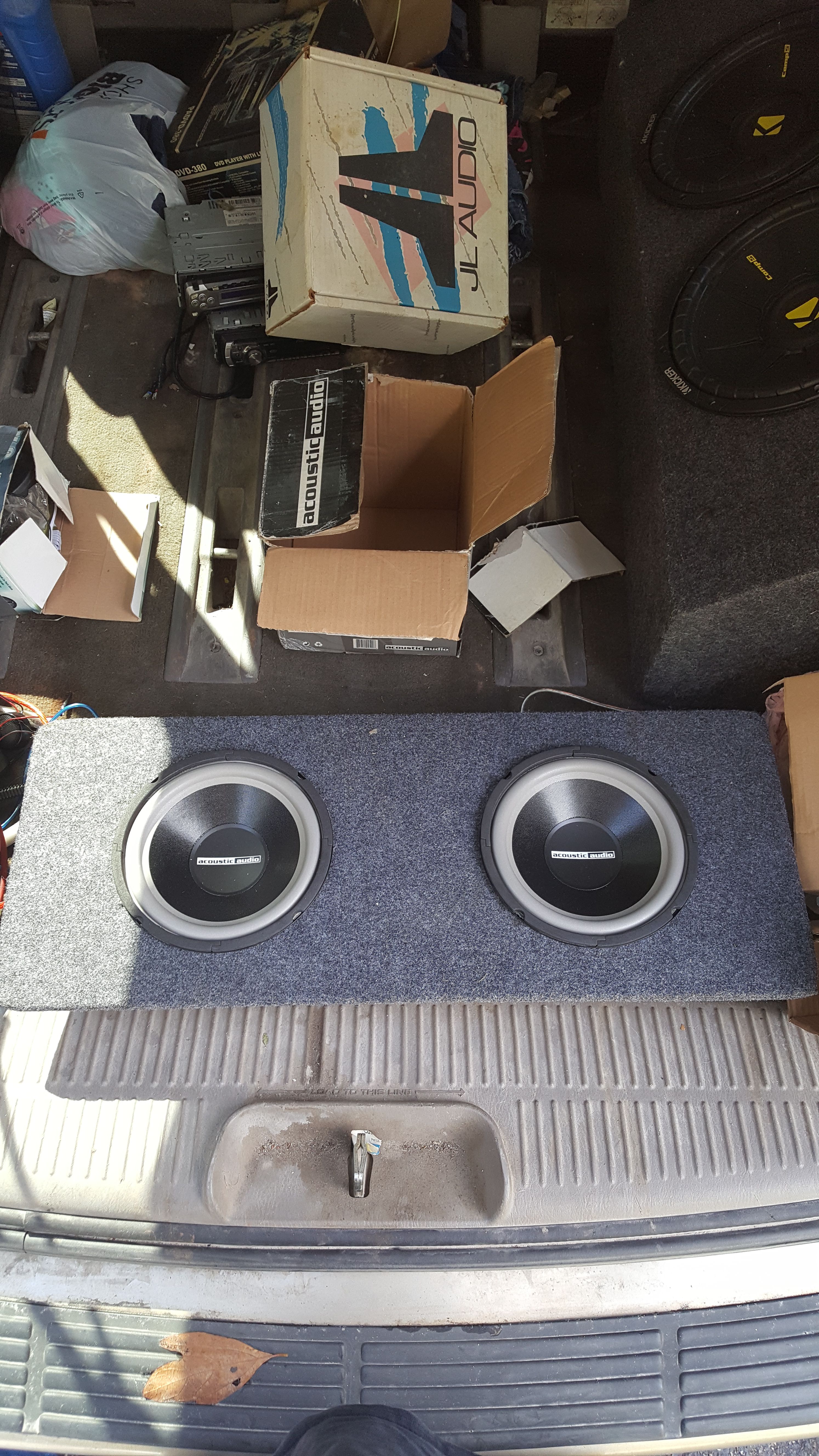 Acoustic audio 8 inch subs and box