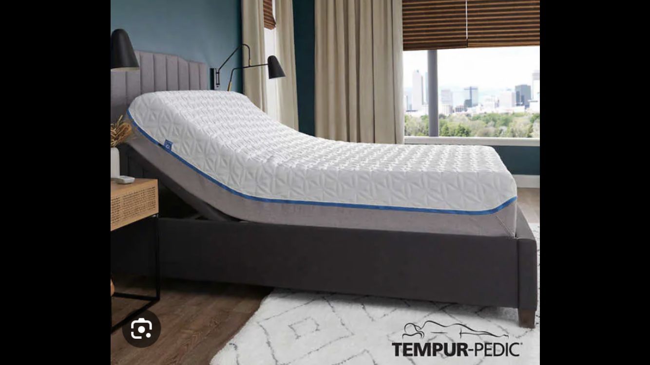 King Tempur-pedic. Asking 600 for the $3000 mattress set